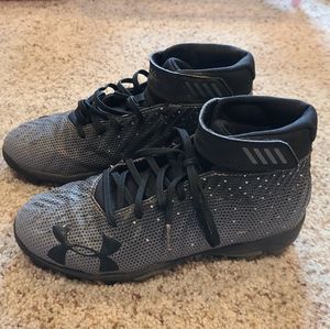 Under Armor Bryce Harper Cleats boys size 3 youth high top black gray baseball